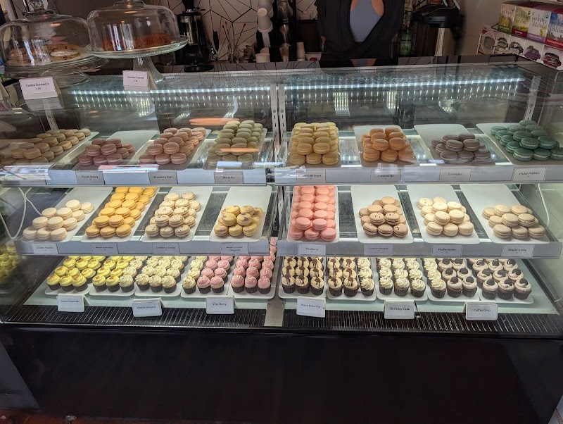 Sweet Macaron photo 3