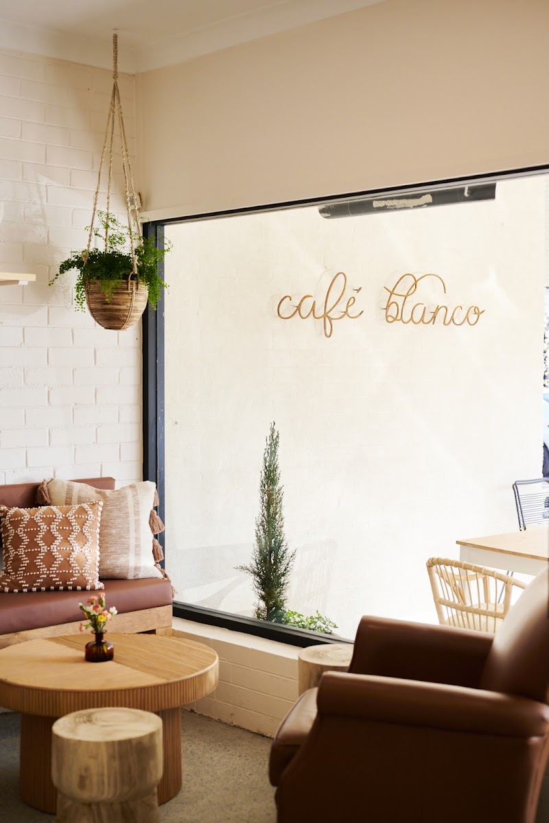Café Blanco photo 5