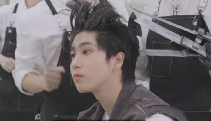 Changbin salon SKZ Australia 🫰🏻