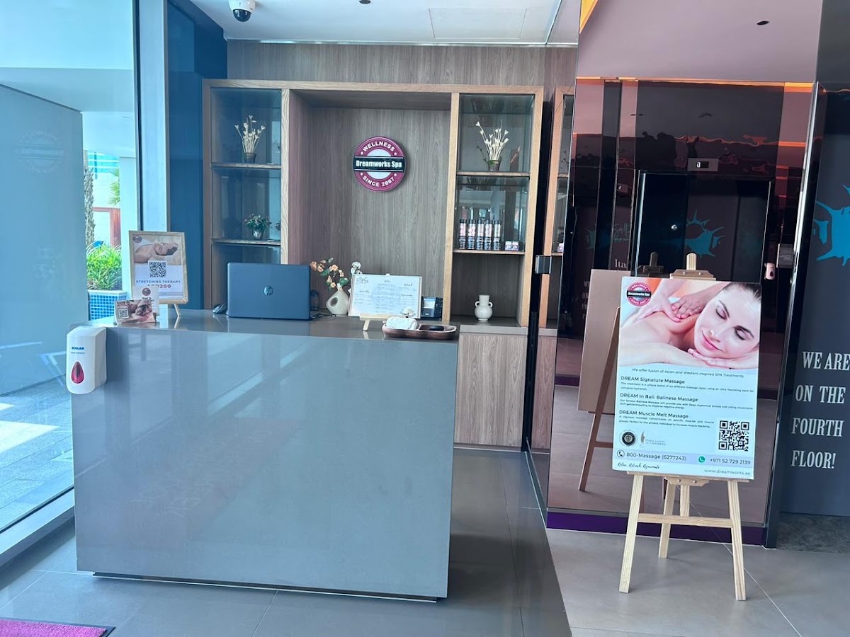 Dreamworks Spa | Aloft Hotel - City Centre Deira 3