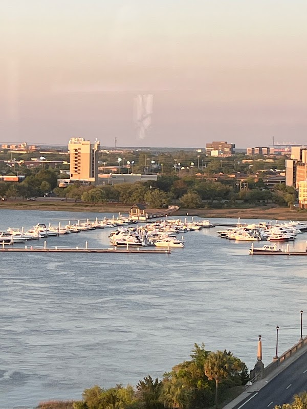 Harborview Restaurant & Lounge photo 3