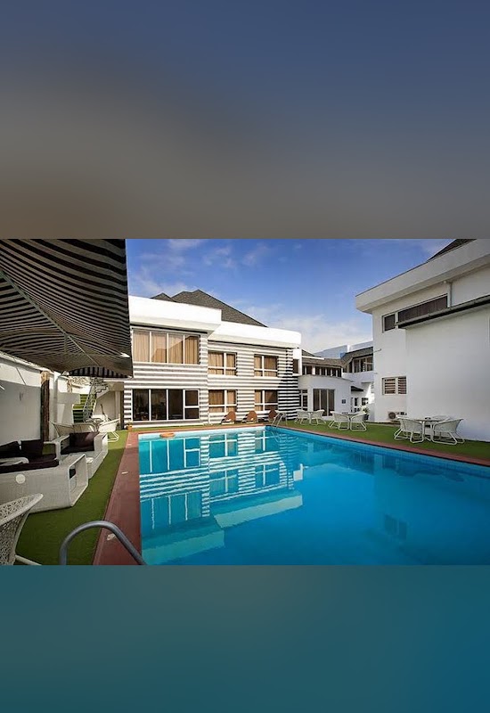 Summerset Continental Hotel photo 3