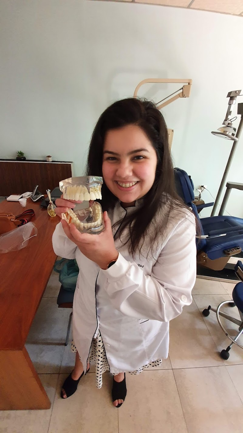 Dra Nayara Freitas - foto 3