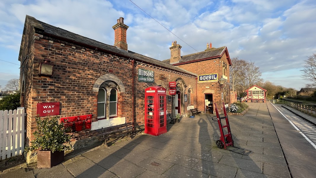 Hadlow Road Station