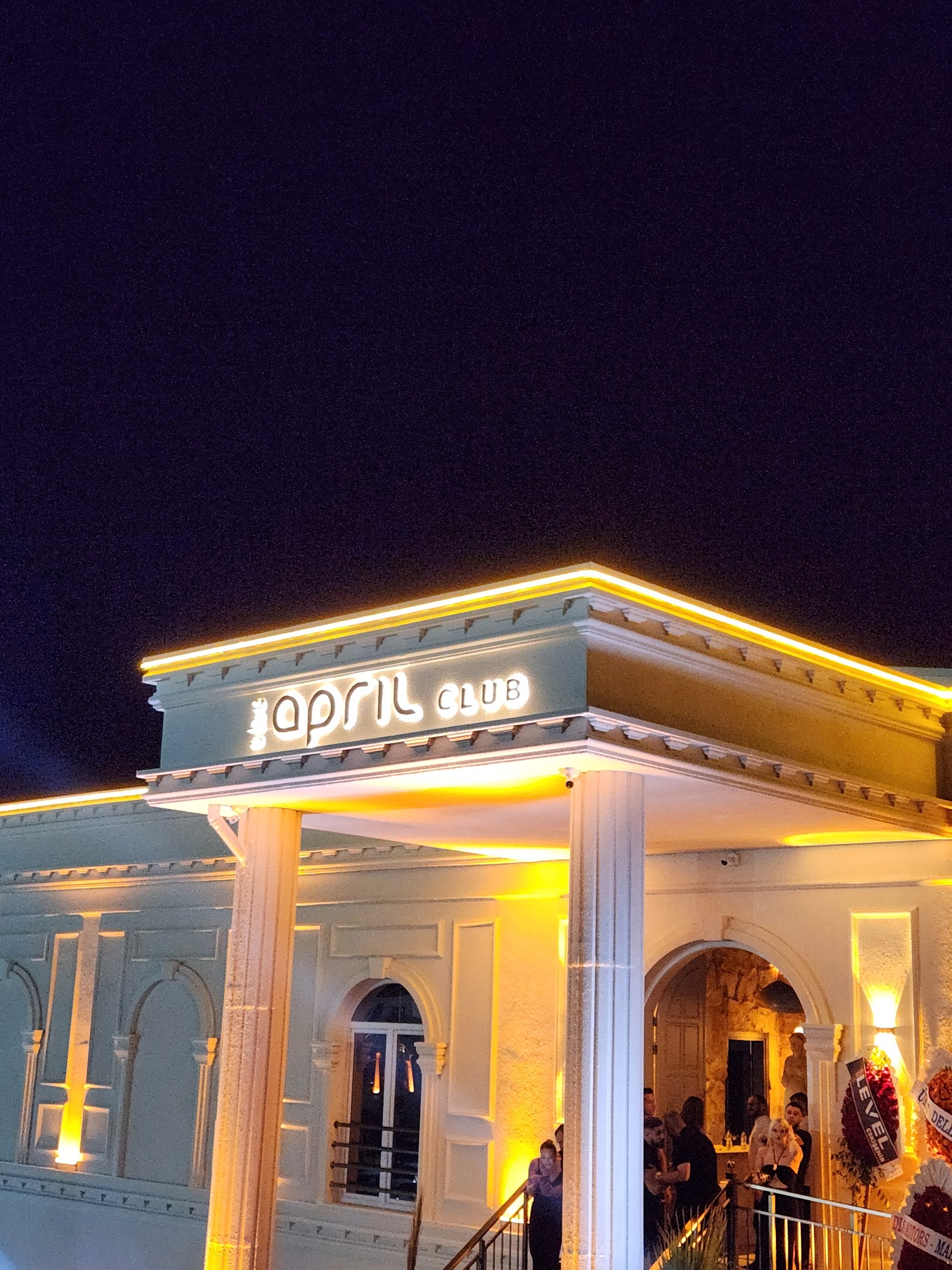 April Club Tekirdağ mekanı