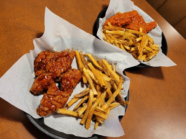 Photo by THE FISH HOUSE &GRILL