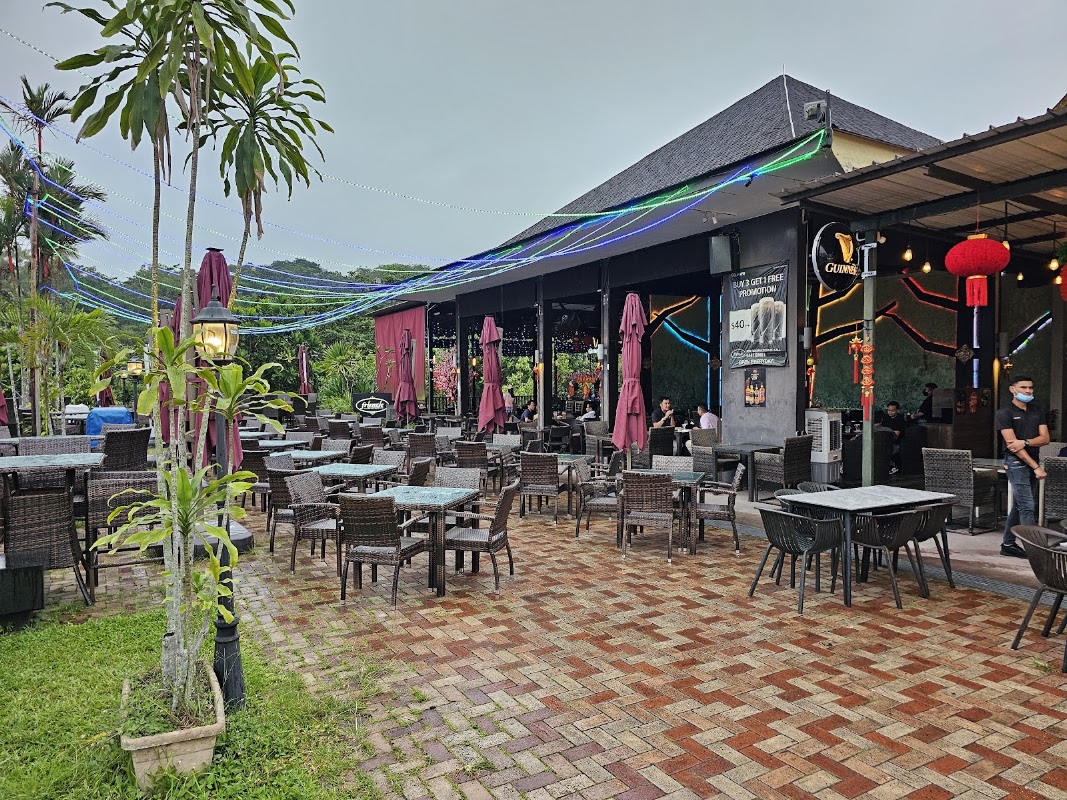 Frienz Bistro & Bar (Punggol East)