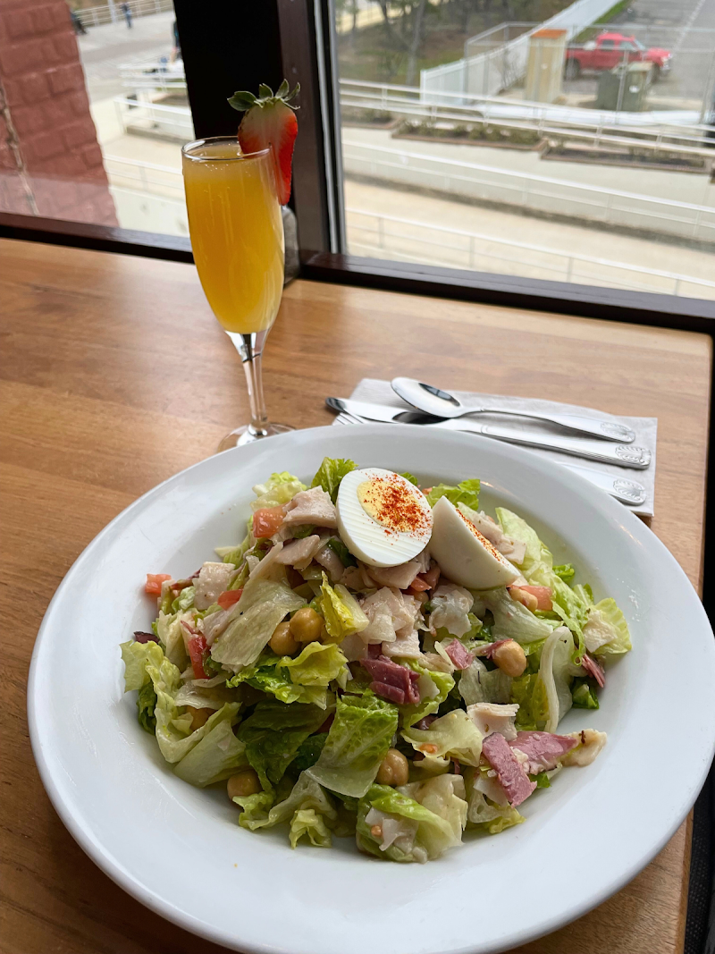 Breadsticks Cafe & Grill photo 2