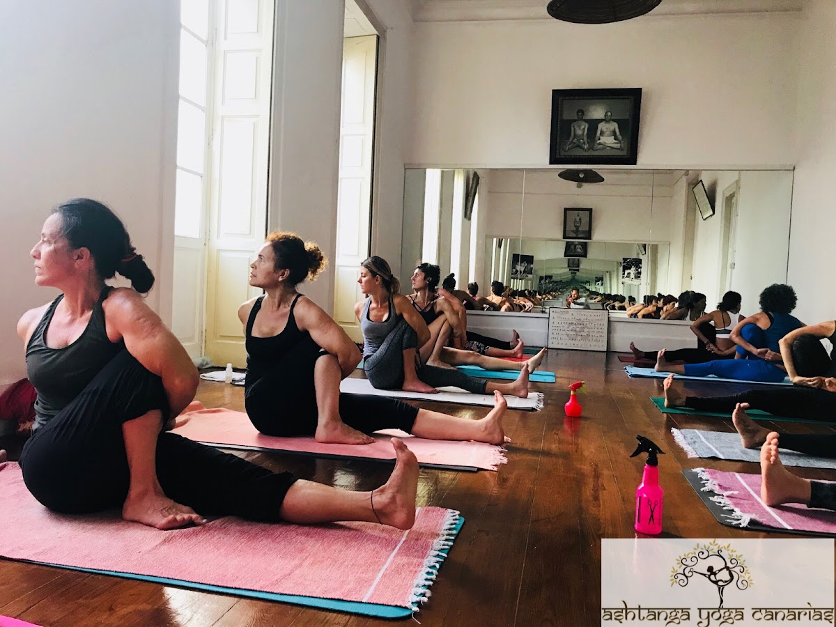 Ashtanga Yoga Canarias Las Palmas, Oficial — 4