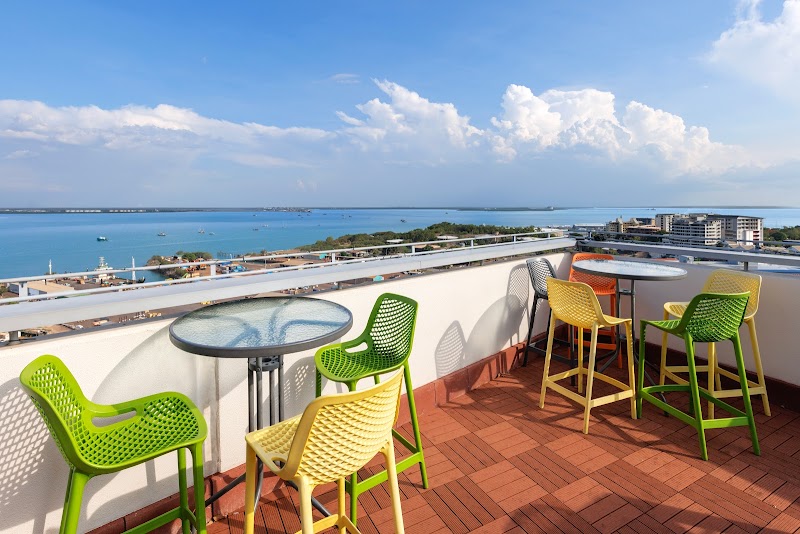 Zen Rooftop Bar photo 1