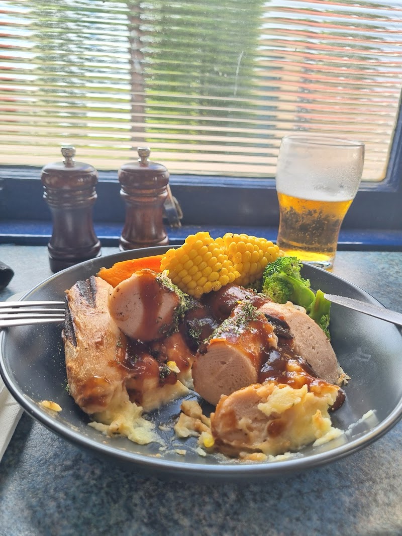 Falvey's Gowrie Road Hotel photo 8