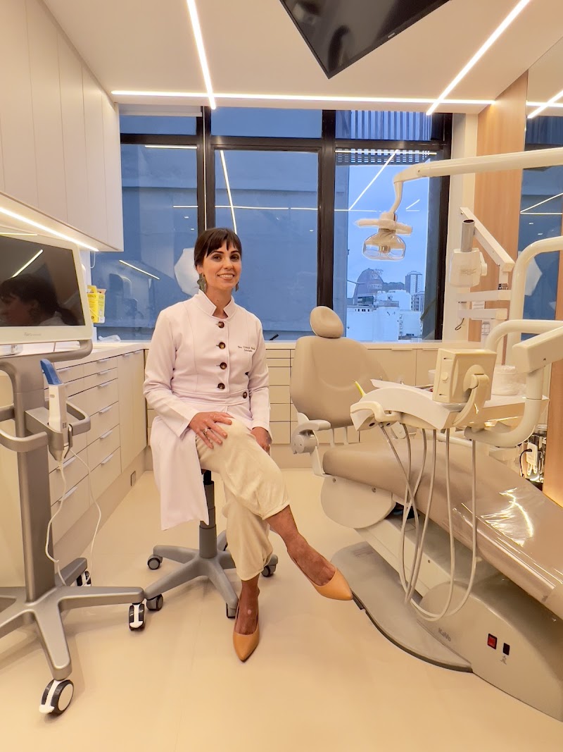 Dra. Ana Carolina Marques