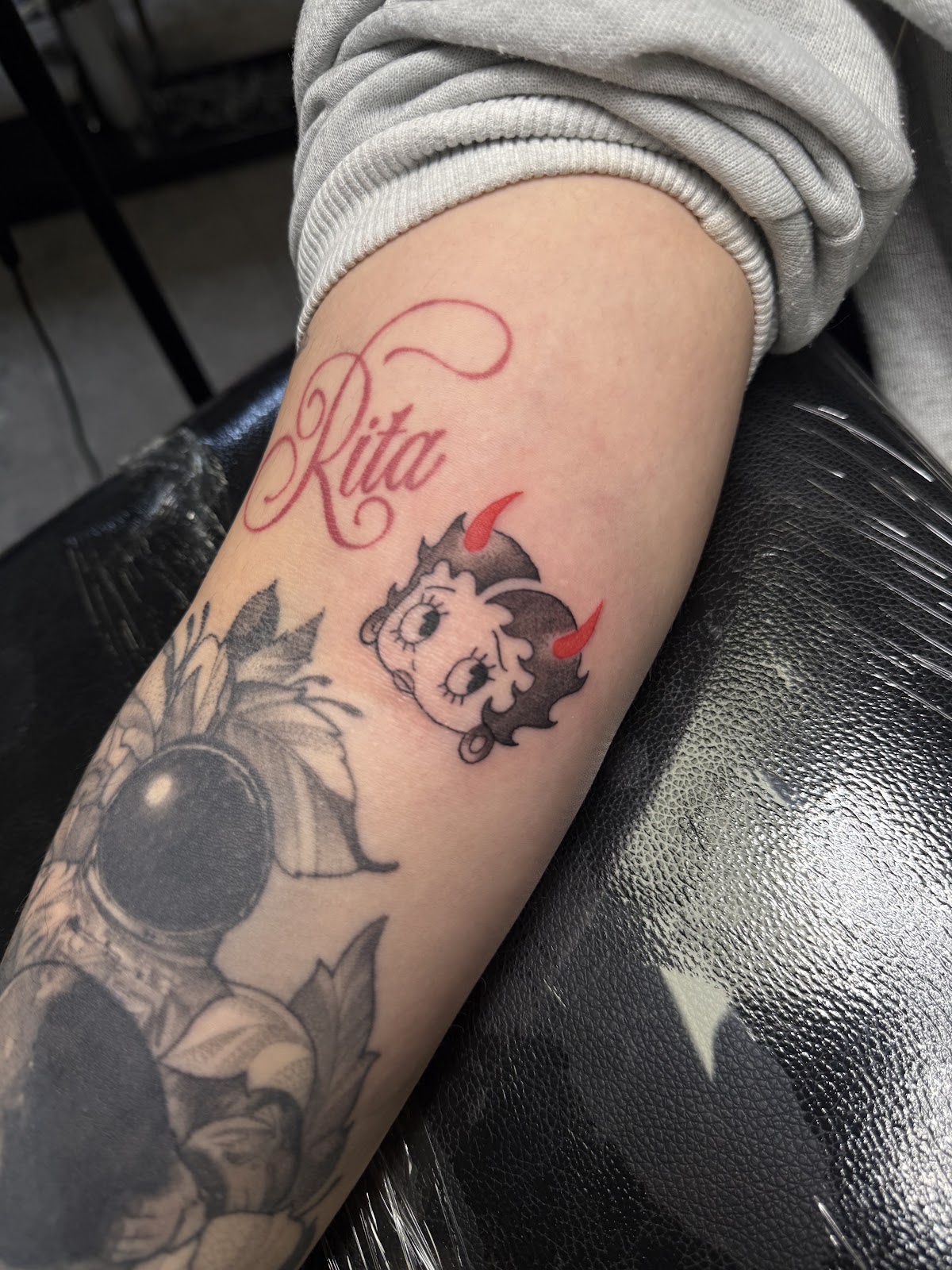 Addicted To Ink tattoo work — photo 2