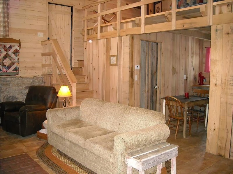 Little House on the Farm - Photo 1