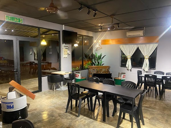 Pak Nano Ngopi by Kambing Gunting Muo - Photo 1