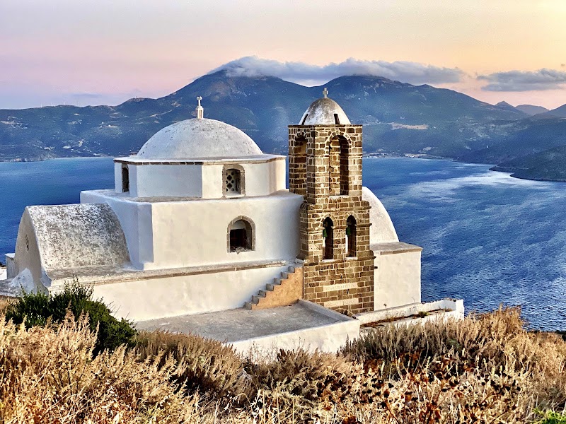 Plaka Castle (Venetian Castle of Milos)