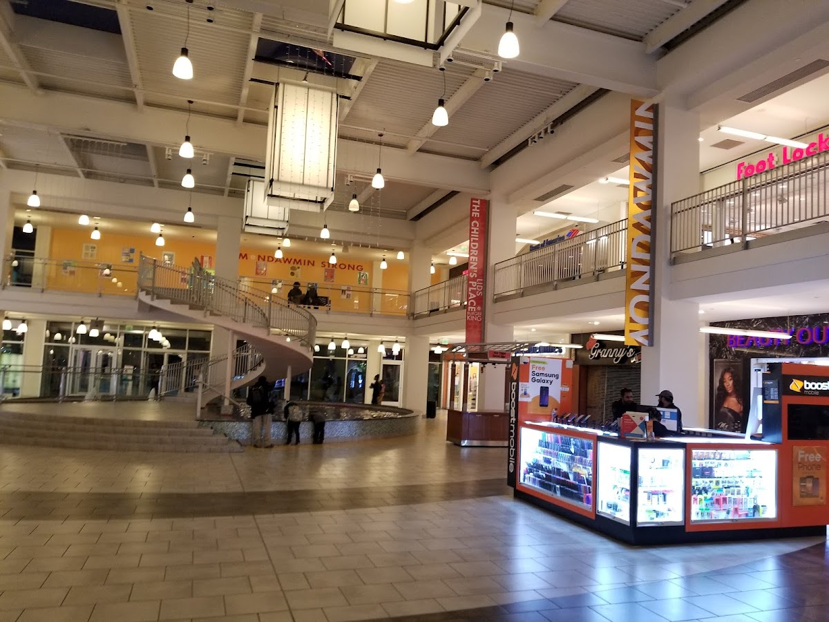 Mondawmin Mall photo 2