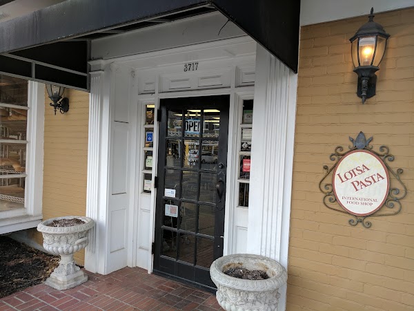 LOTSA PASTA exterior