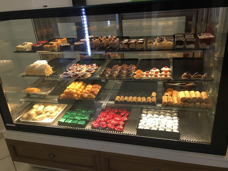 Αρτοζαχαροπλαστείο Κοζαδινός Σ. Γ.