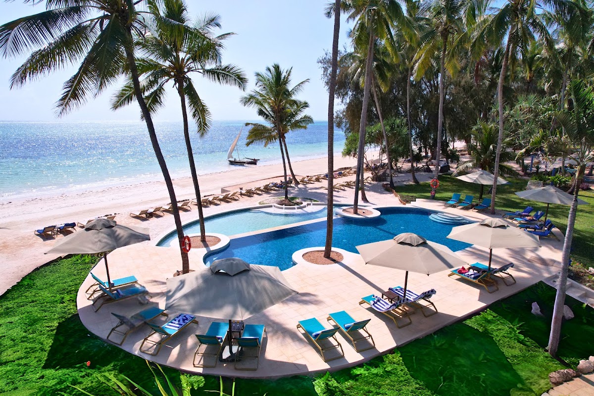 Bluebay Beach Resort & Spa
