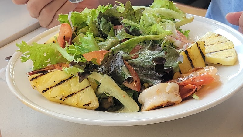 LA PETITE COLLINE & SHAN SHAN CAFE photo 3