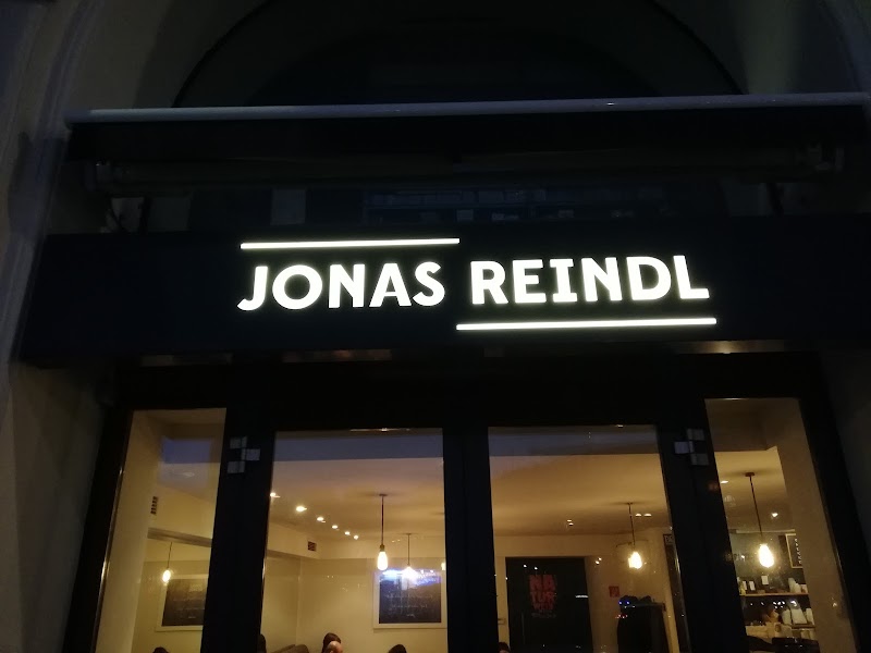 Jonas Reindl Coffee Roasters