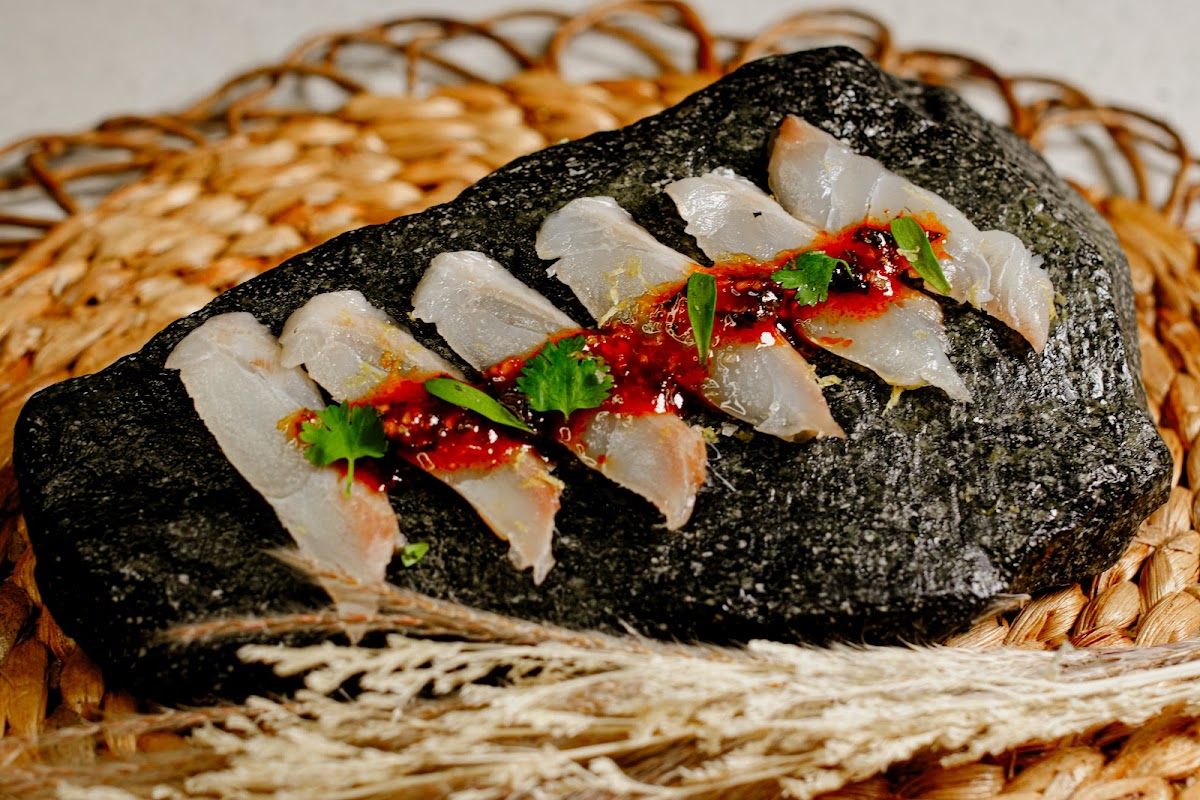 The Neon Sun in san-pedro