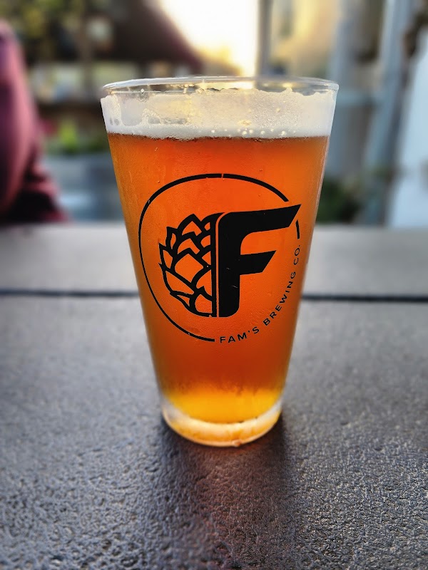 Fam's Brewing Co. featuring Famulari's Pizzeria photo 2