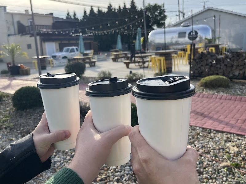 Spots Rolling Bean Coffee Co. photo 3