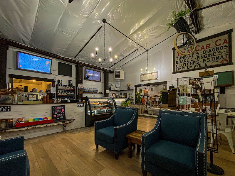Kravins Coffee Cove -Formerly "The Shiplap Shop & Coffee House" photo 1