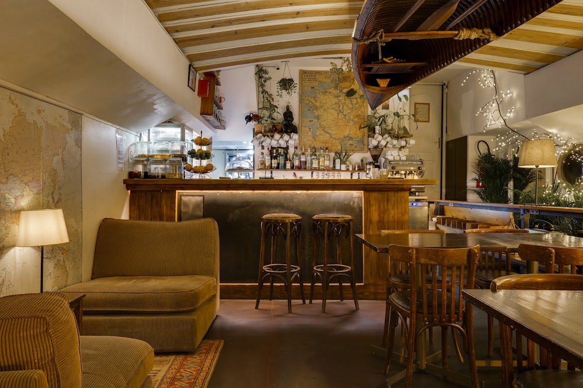 Péniche L'Eau Et Les Rêves - Restaurant / Café - Librairie Botanique, vue extérieure