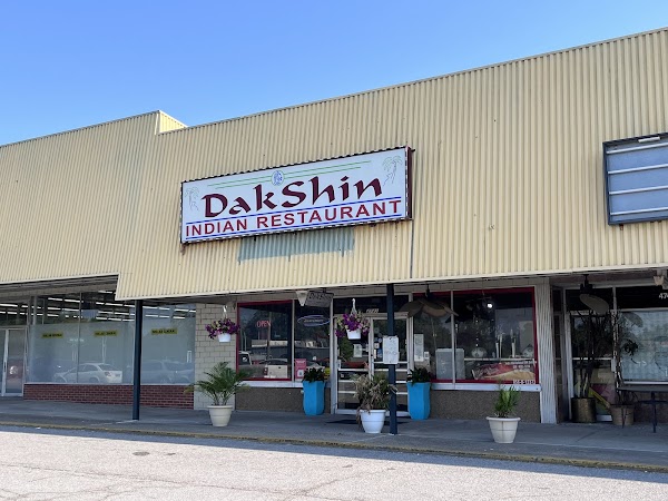 TURMERIC CAFE & BISTRO exterior