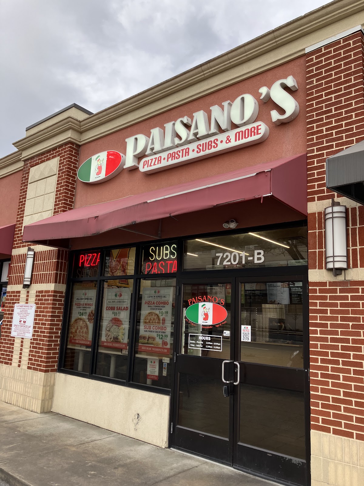 Paisano's Pizza
