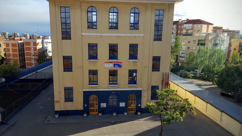 Leopoldo Alas Public School