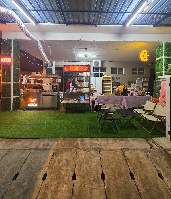 Pretty Patty Burger - Photo 1