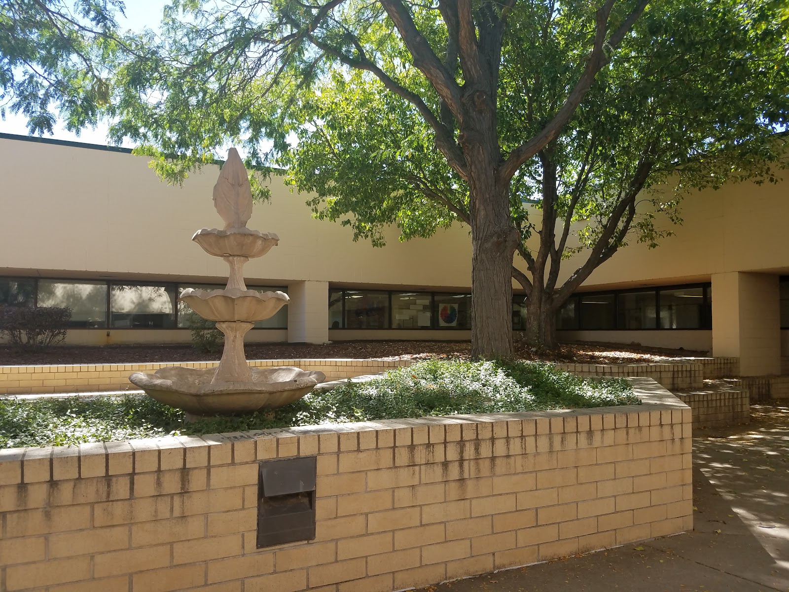 Bishop Machebeuf High School