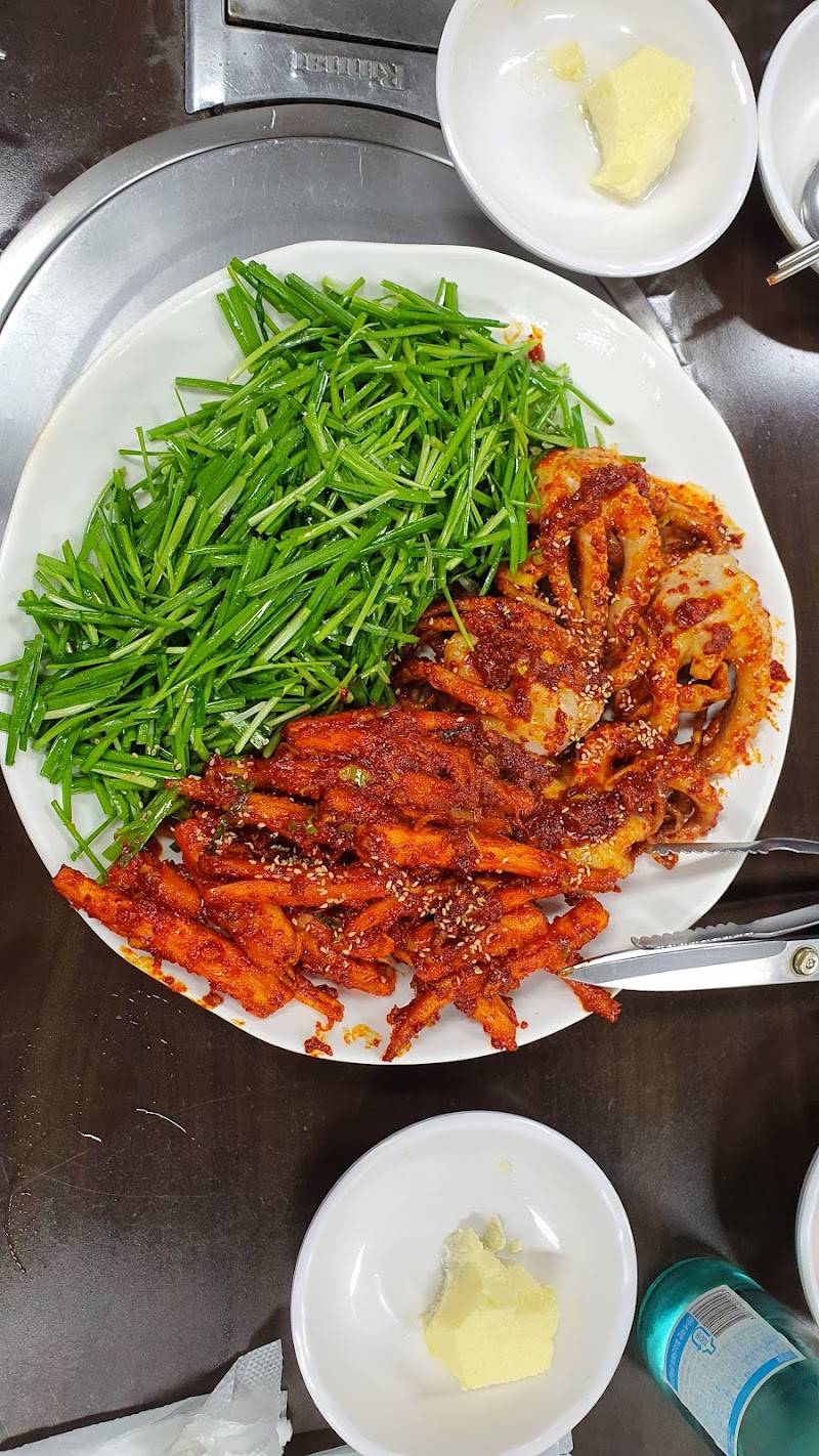 Hangyeryeong Restaurant 3