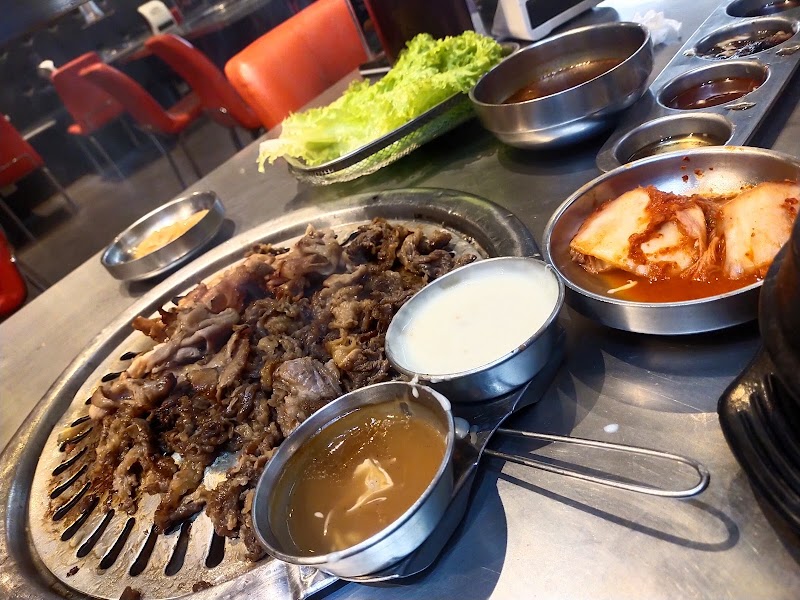 SamgyupSalamat BGC Branch