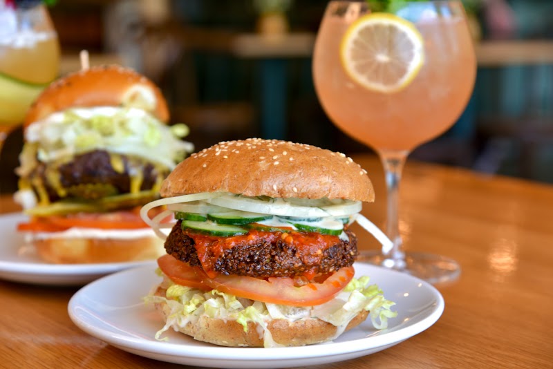 Sellands Neighborhood Cafe & Bar Broadway photo 3