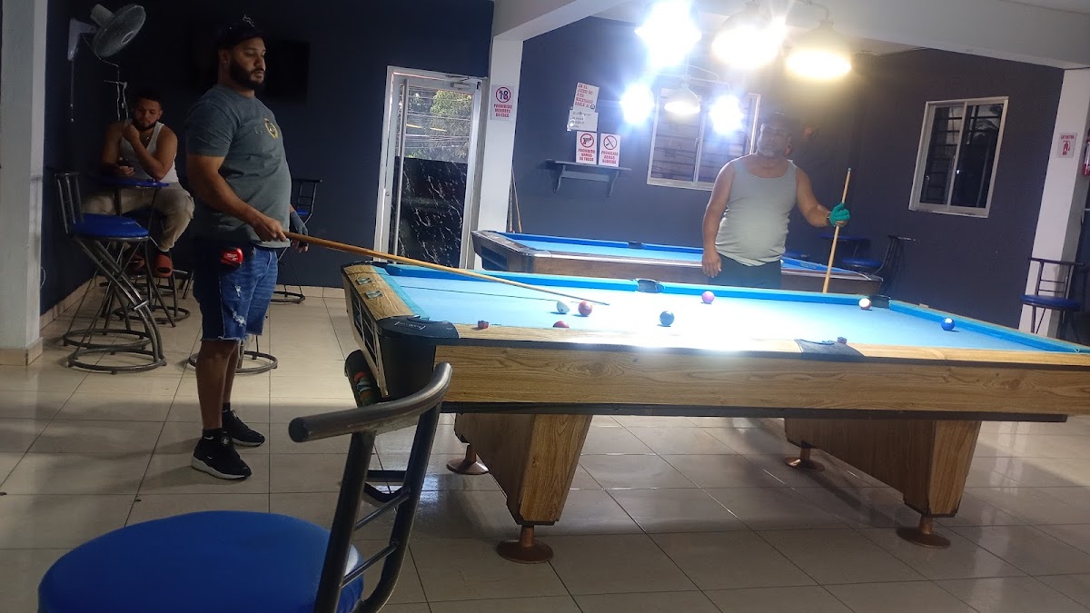 Sanchez Carwash & Billar - Imagen 1