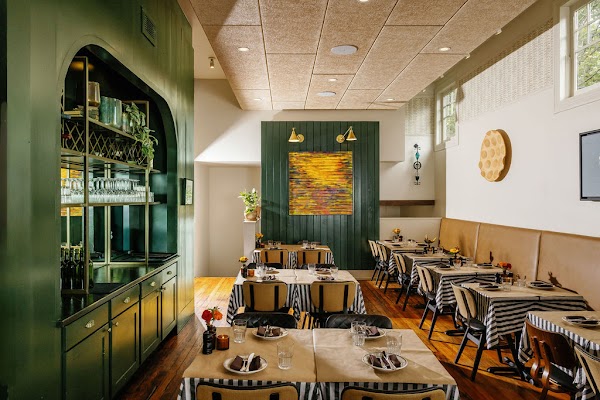 Tall Johns Asheville dining