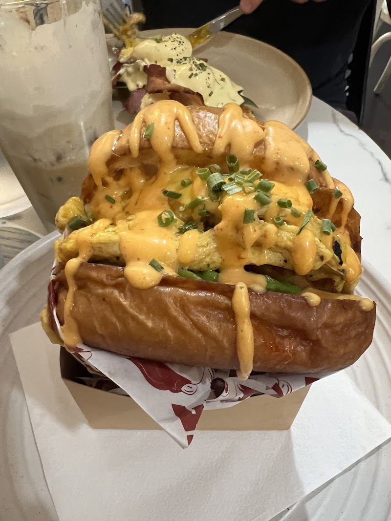 Amo House And Catering photo 6