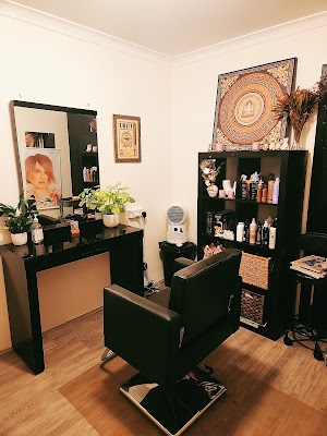 Diamond Hair by Phet photo 3