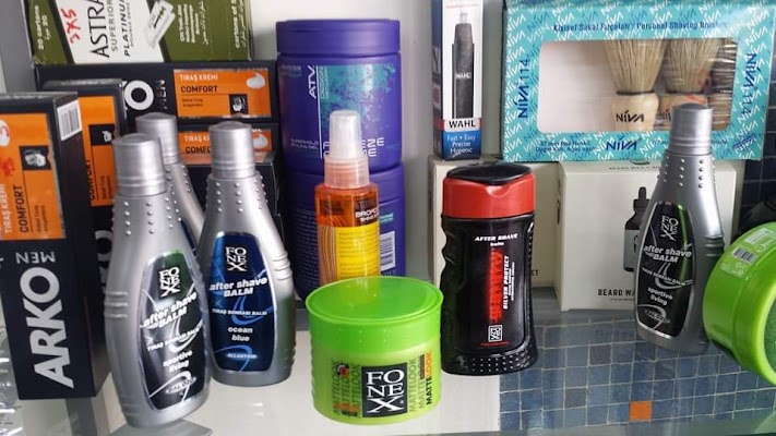 Yonan's Hair Style photo 3