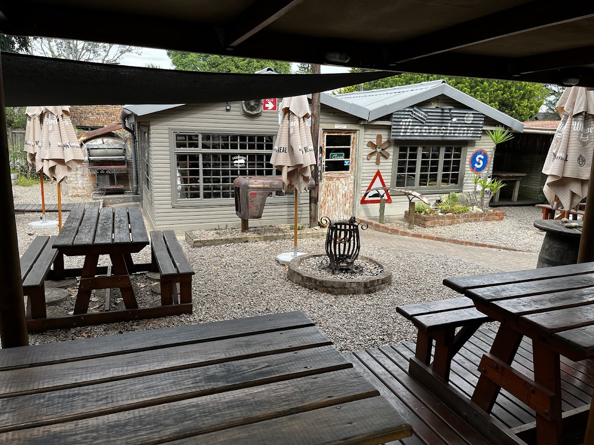 Moonshine Runners Diner — photo 2