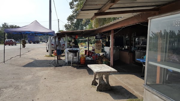 Warong Goreng Pisang Tmn Rambah, Pontian, Johore. - Photo 1