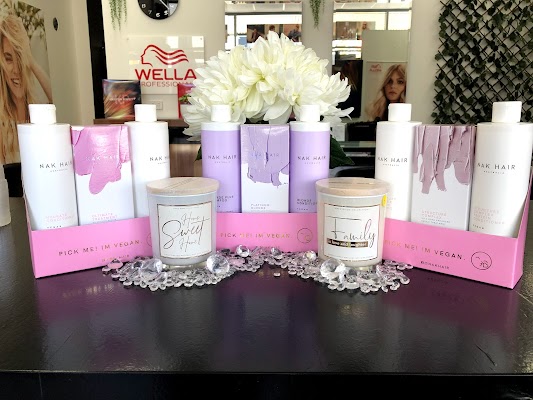 Bella J’s Unisex Hair Studio photo 3