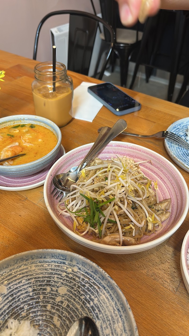 82 Thai Food photo 6