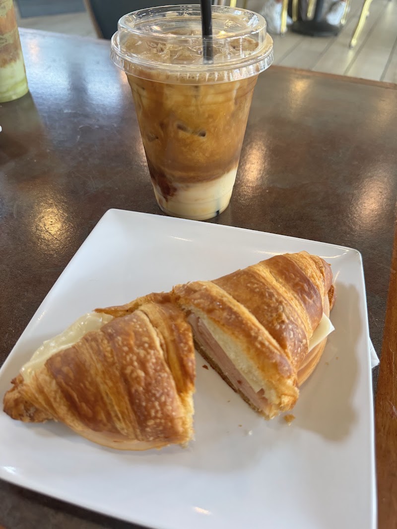 Cincy cafe photo 3