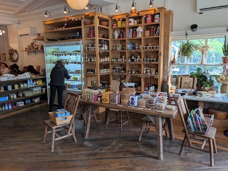 Rosie General photo 4